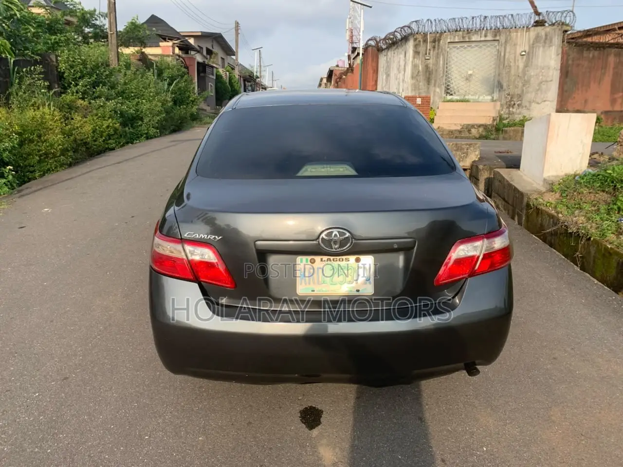 Toyota Camry LE 4dr Sedan (2.4L 4cyl 5A) 2009 Gray