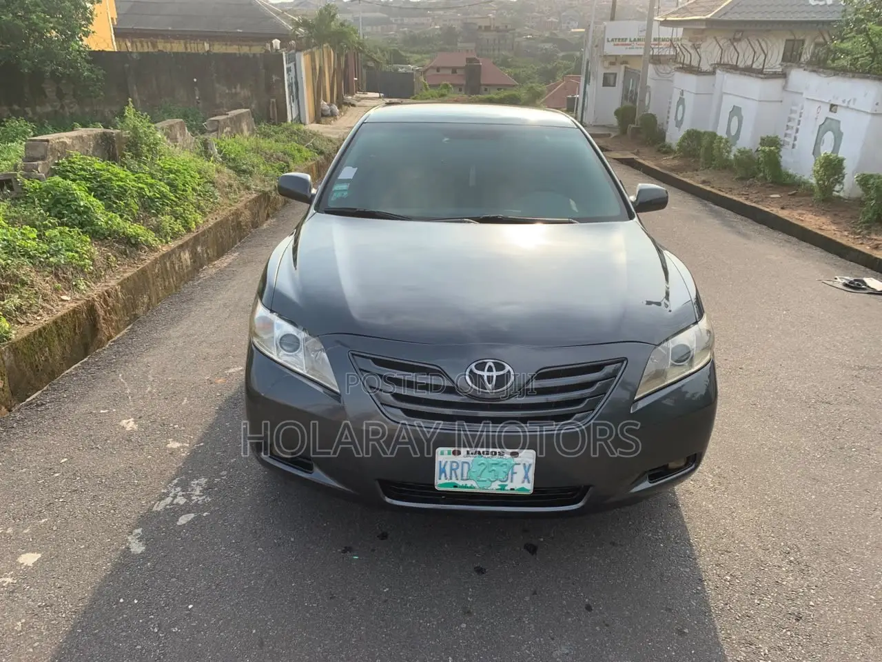 Toyota Camry LE 4dr Sedan (2.4L 4cyl 5A) 2009 Gray