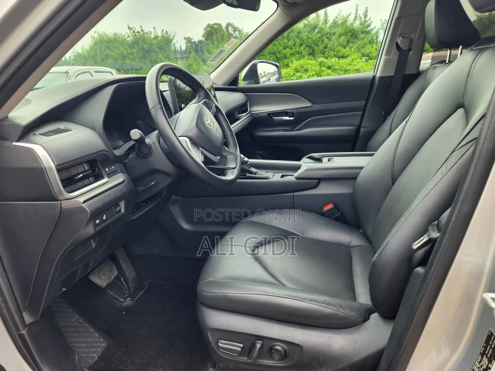 Toyota Grand Highlander Hybrid XLE AWD 2024 Silver