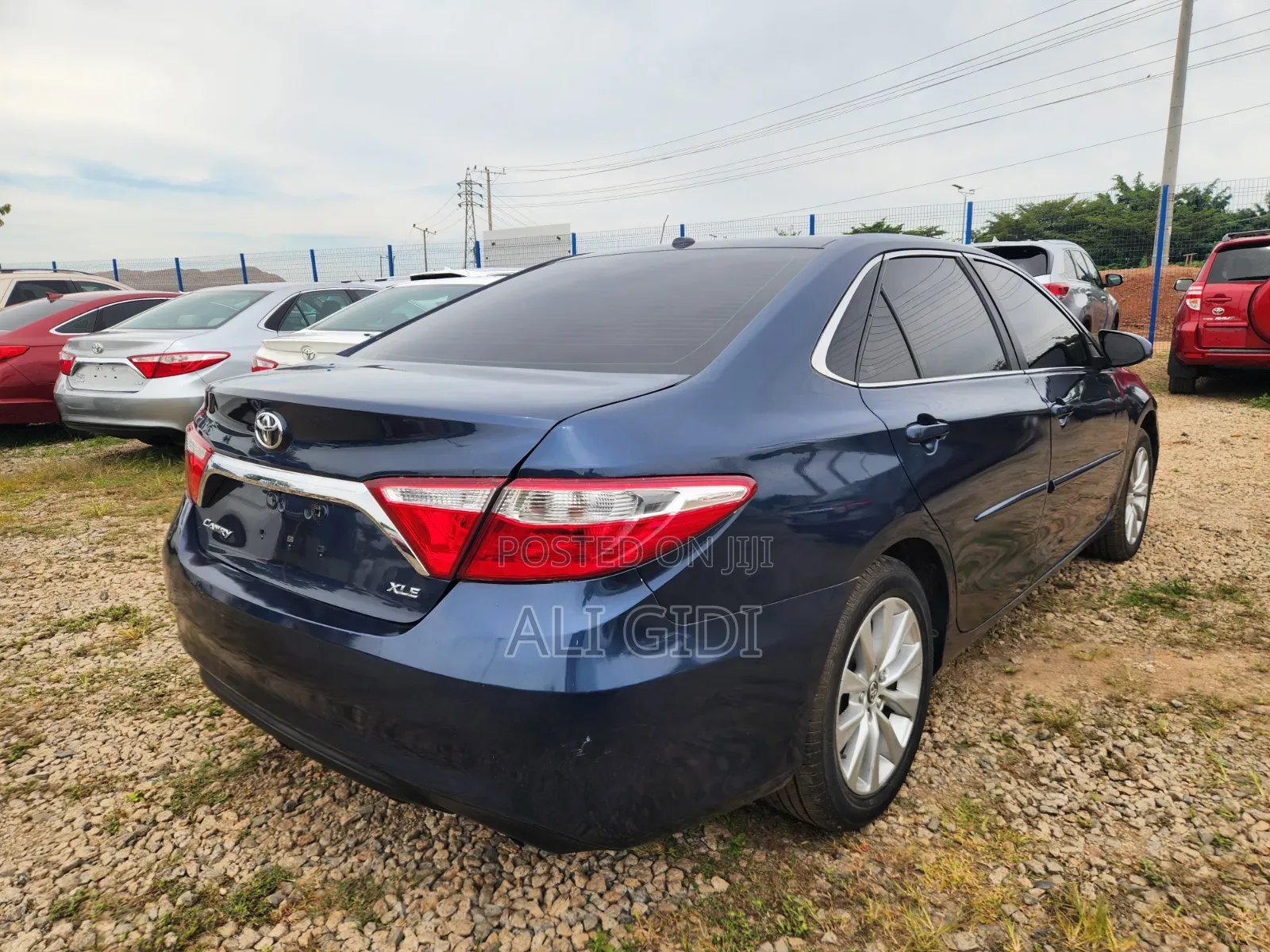 Toyota Camry XLE 4dr Sedan (2.5L 4cyl 6A) 2017 Blue