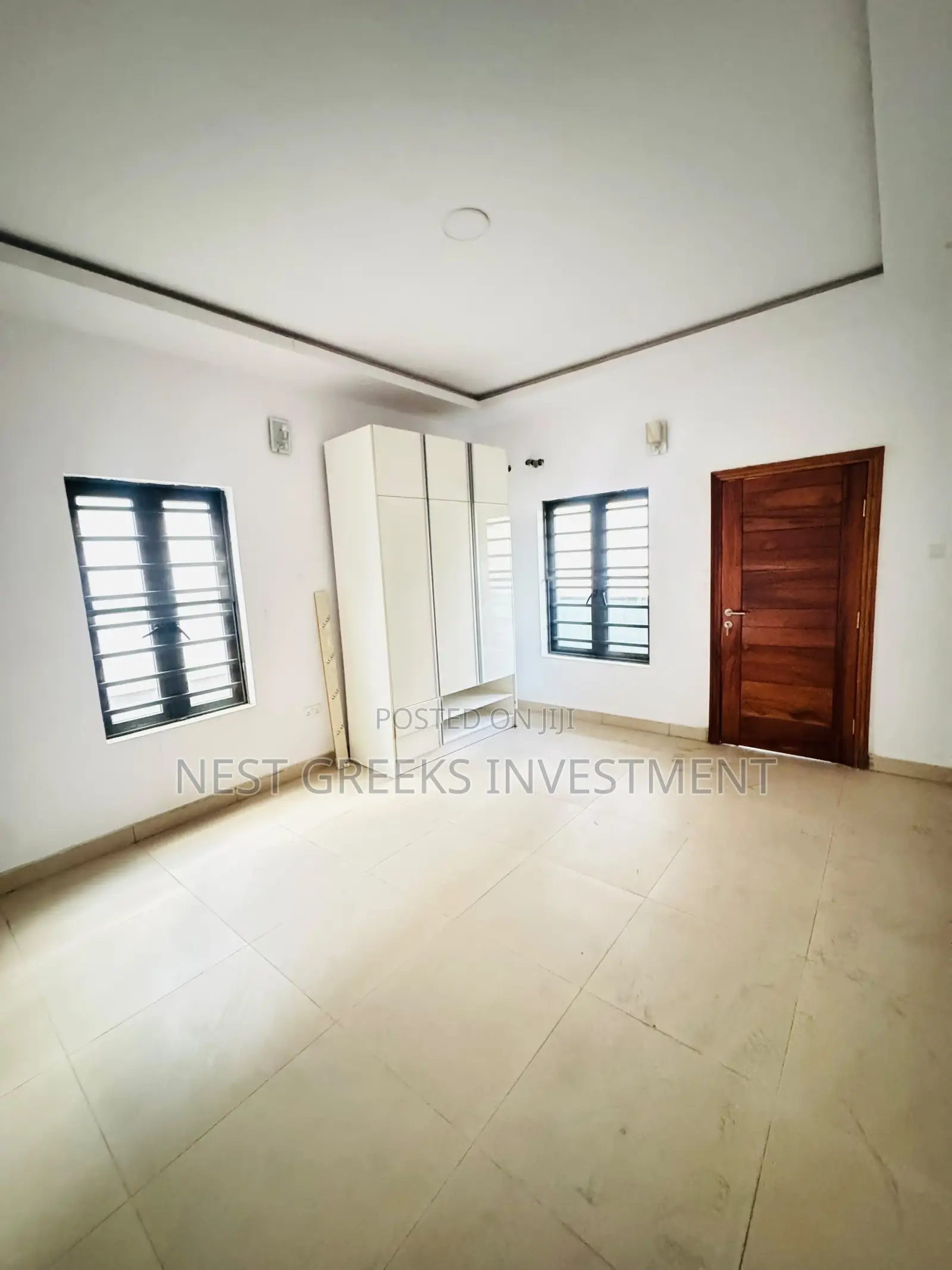 5bdrm Duplex in Shonibare Estate for rent