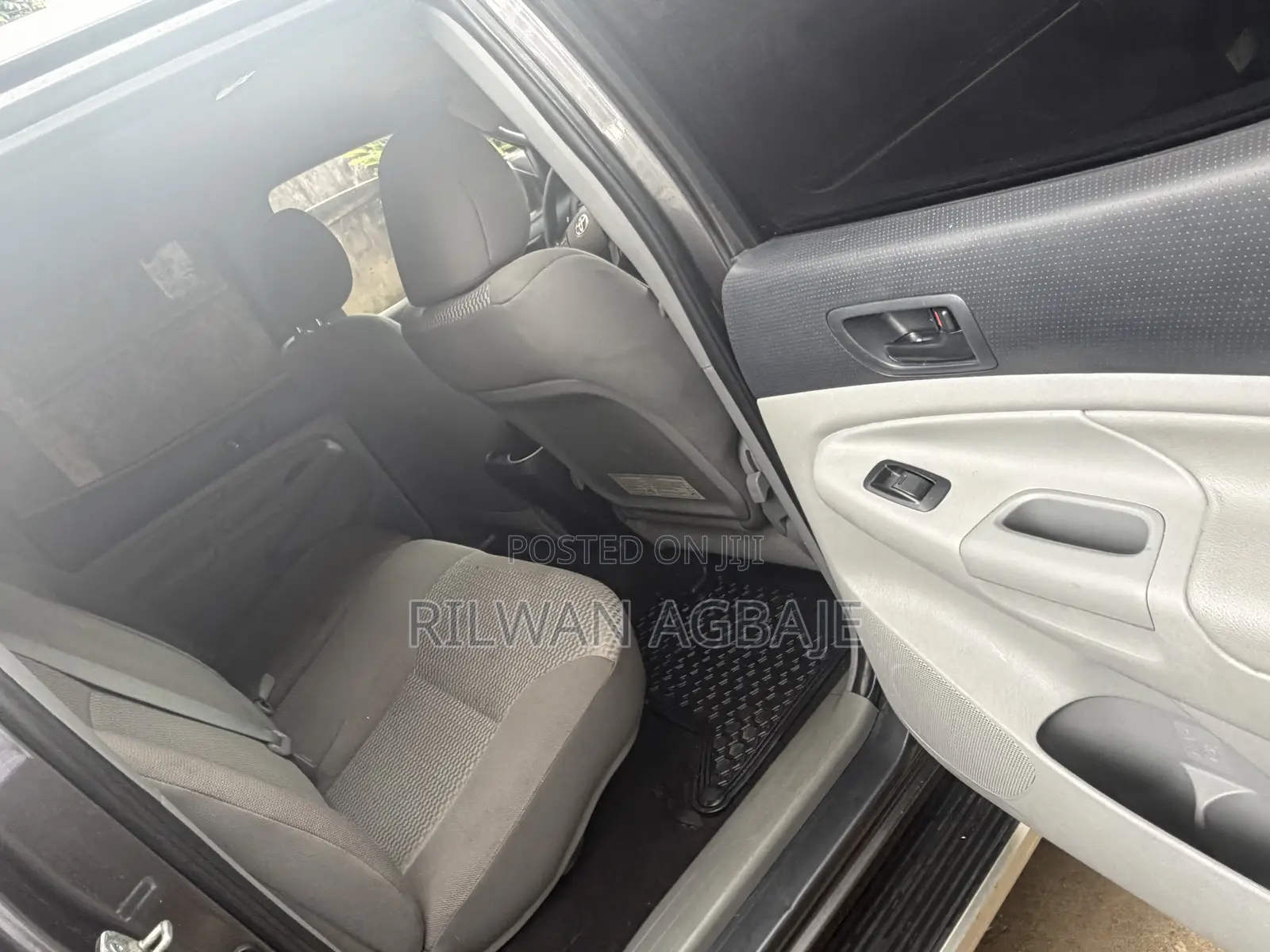 Toyota Tacoma Double Cab 4x4 4.0L V6 5-Speed Automatic 2013 Gray