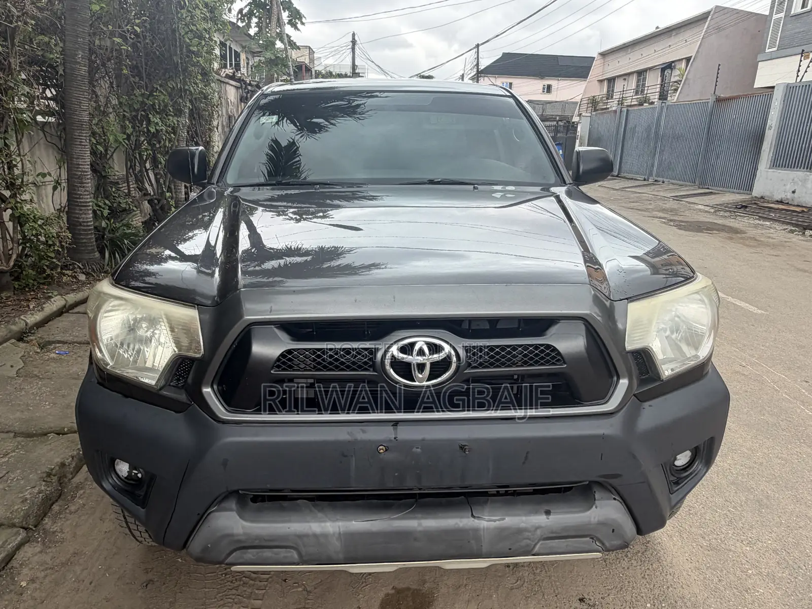 Toyota Tacoma Double Cab 4x4 4.0L V6 5-Speed Automatic 2013 Gray