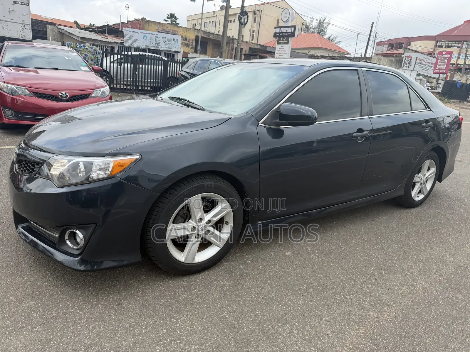 Toyota Camry SE 4dr Sedan (2.5L 4cyl 6A) 2013 Black