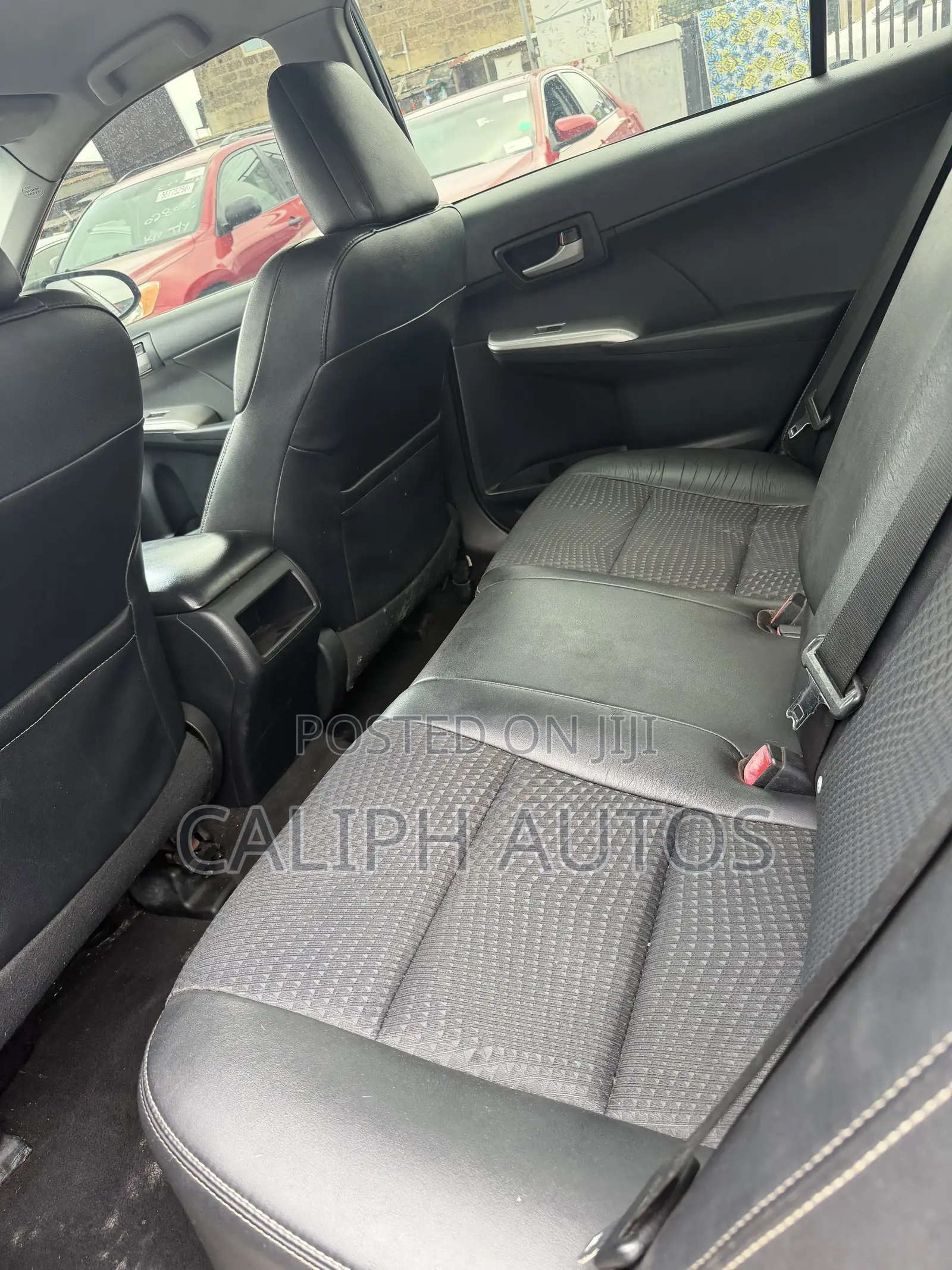 Toyota Camry SE 4dr Sedan (2.5L 4cyl 6A) 2013 Black