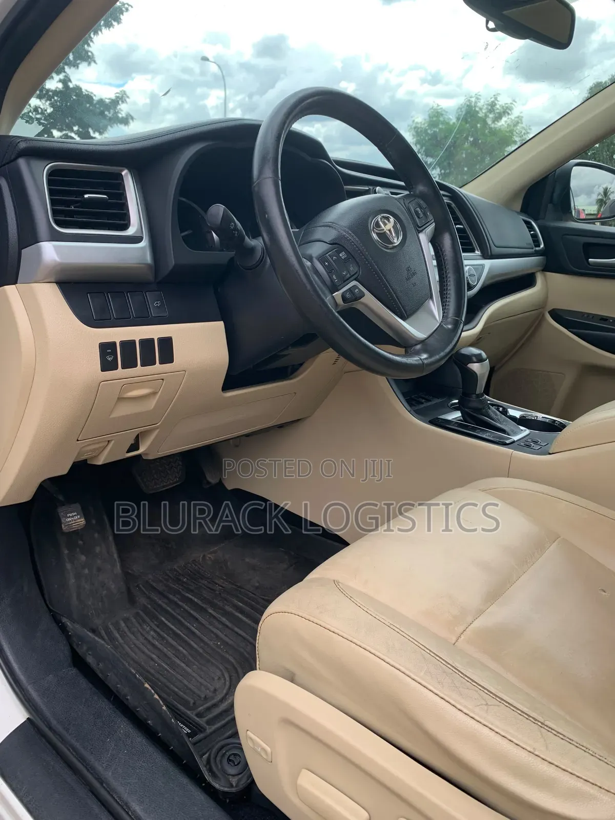 Toyota Highlander XLE V6 4x4 (3.5L 6cyl 6A) 2016 White