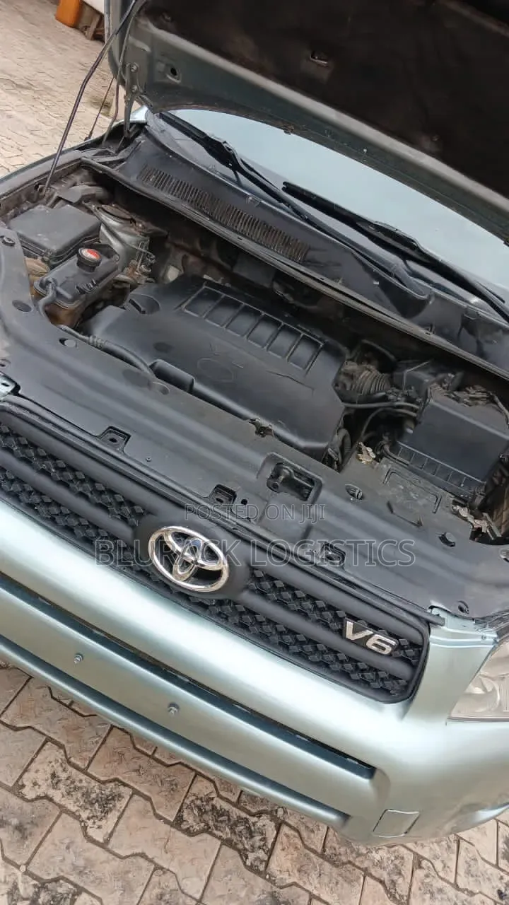 Toyota RAV4 Sport V6 2009 Green