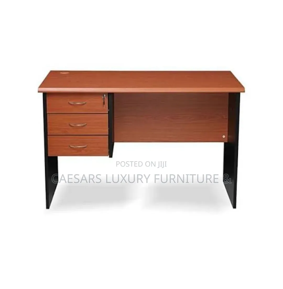 4ft Standard Office Table With 3 Drawers