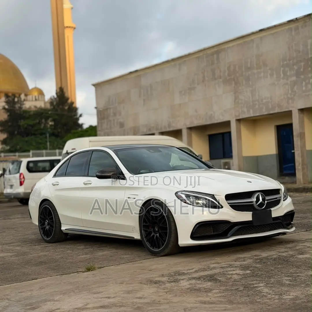 Mercedes-Benz C63 S RWD Sedan (4.0L V8 7A) 2017 White