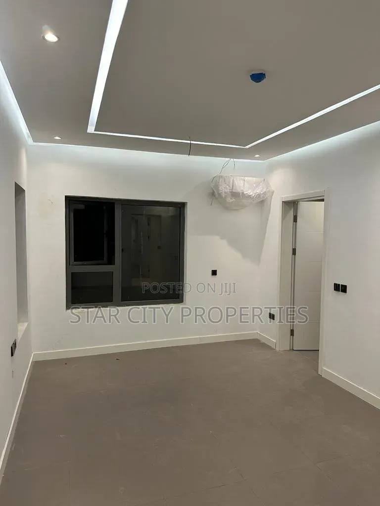 3bdrm Block of Flats in Old Ikoyi for sale