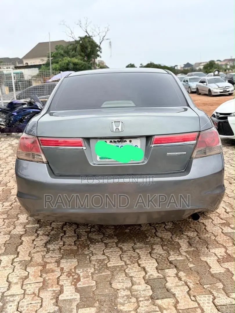 Honda Accord 2011 Gray