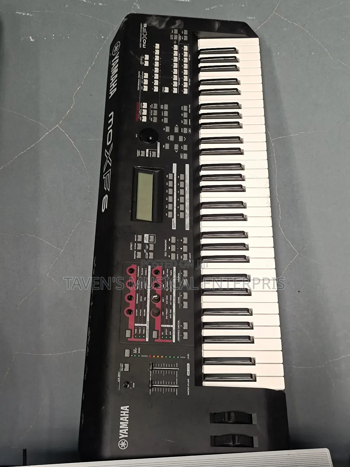 Yamaha MOXF6 61-Key Music Production Synthesizer Workstation.