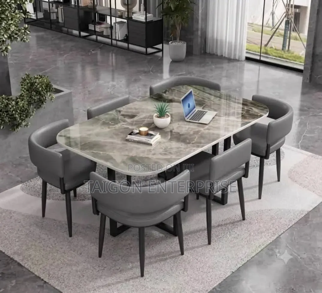 Hue Morden Dining Set