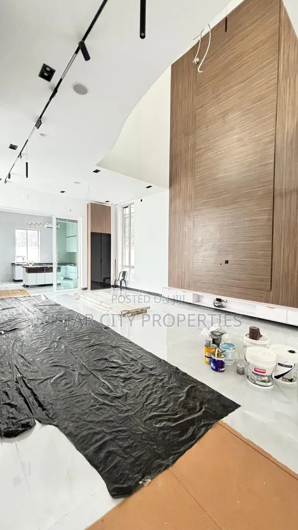 5bdrm Duplex in Ikoyi, Banana Island for sale