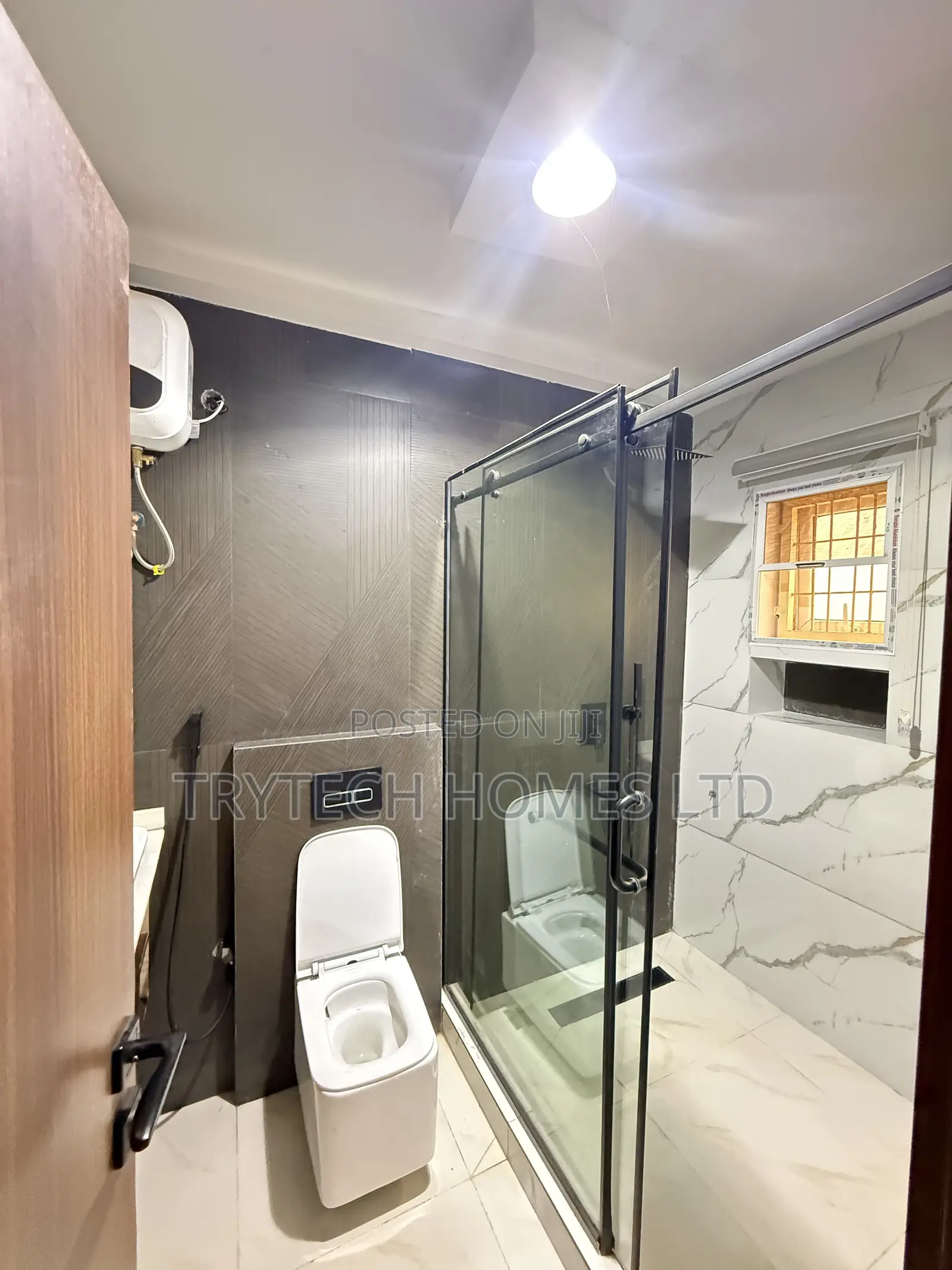 Studio Apartment in Greencity Estate, Bunkoro for rent