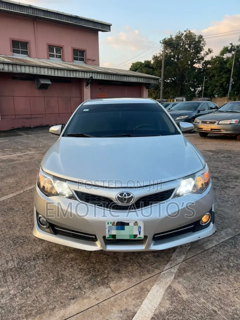 Toyota Camry 2013 Silver