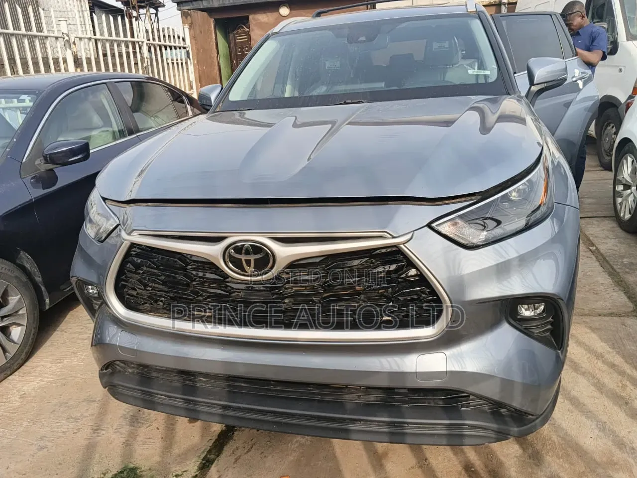 Toyota Highlander XLE 2022