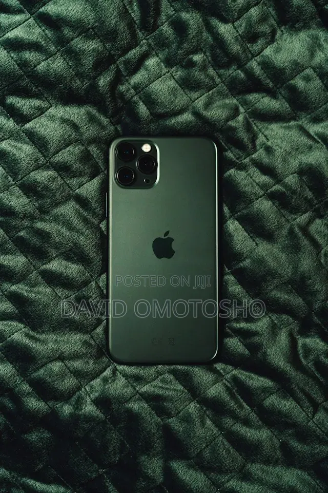 New Apple iPhone 11 Pro Max 256 GB Gray