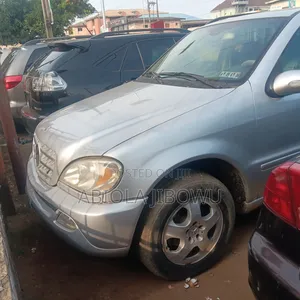 Mercedes-Benz 200 2002 Silver