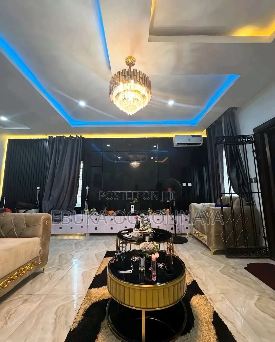 3bdrm Penthouse in Rumunduru-Rumuodara, Port-Harcourt for sale
