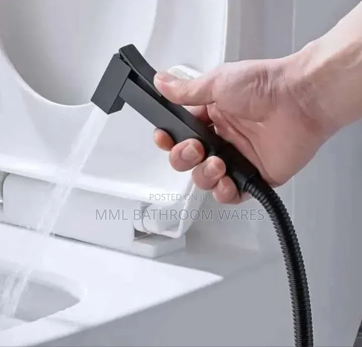 Black Shattaf Bidet Spray