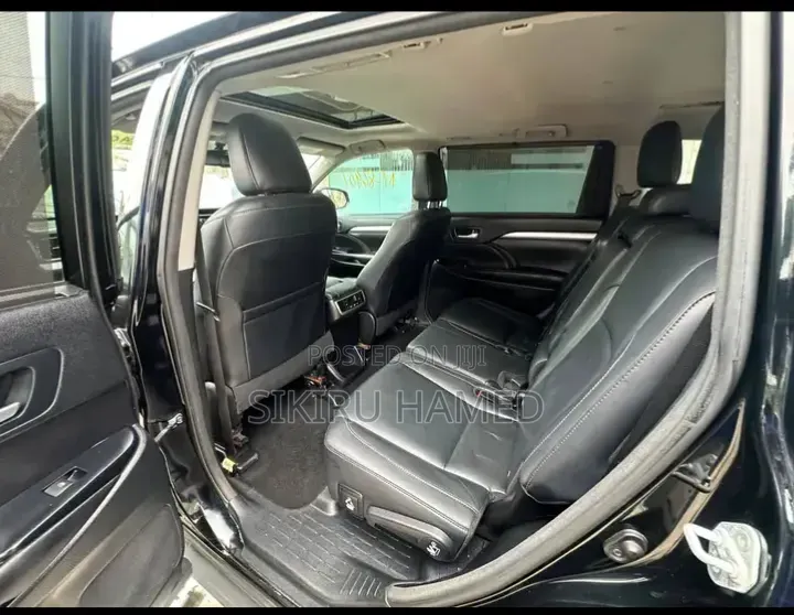 Toyota Highlander 2015 Black