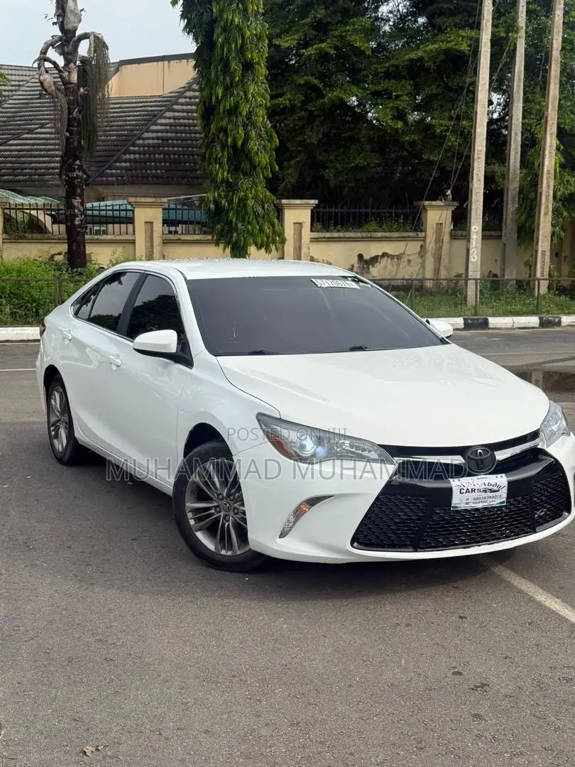 Toyota Camry 2015 White