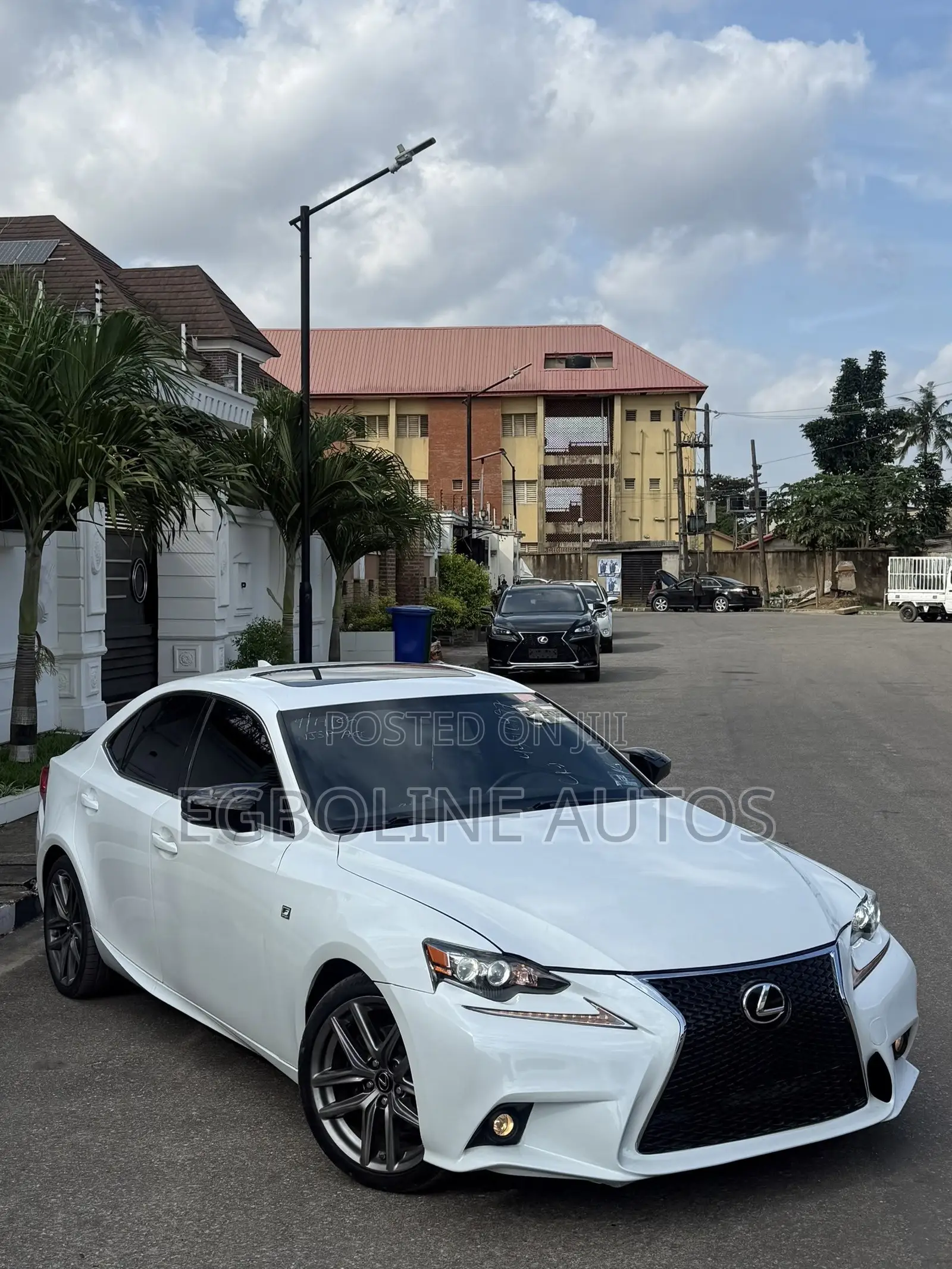 Lexus IS 350 AWD 2014 White