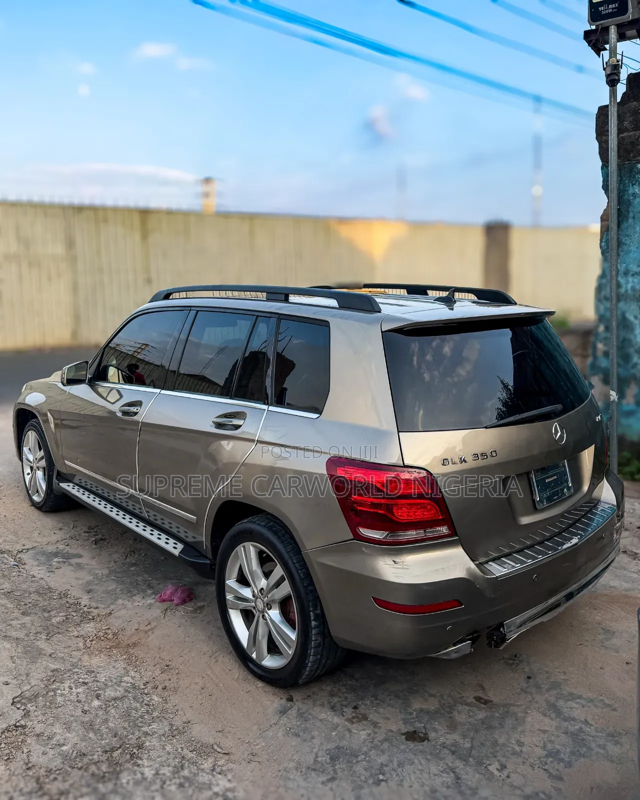 Mercedes-Benz GLK-Class 350 4MATIC 2010 Gold