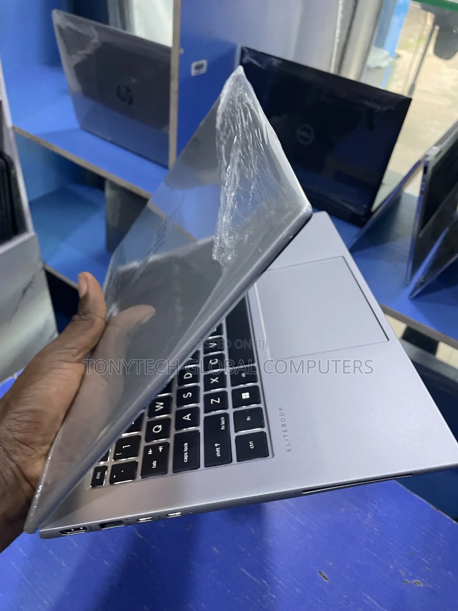 Laptop HP EliteBook 840 G10 16GB Intel Core i7 SSD 512GB