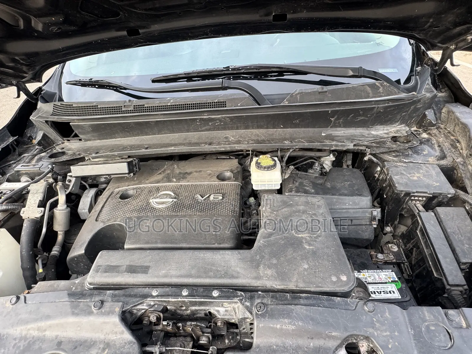Nissan Pathfinder Platinum 4dr SUV 4WD (3.5L 6cyl CVT) 2015 Gray