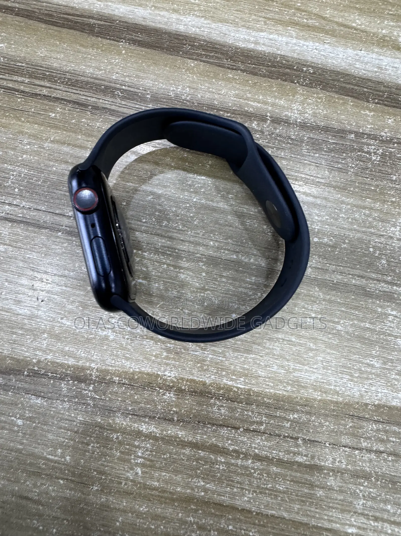 Yankeee Used Apple Watch Series 9 45mm GPS + Cell Available