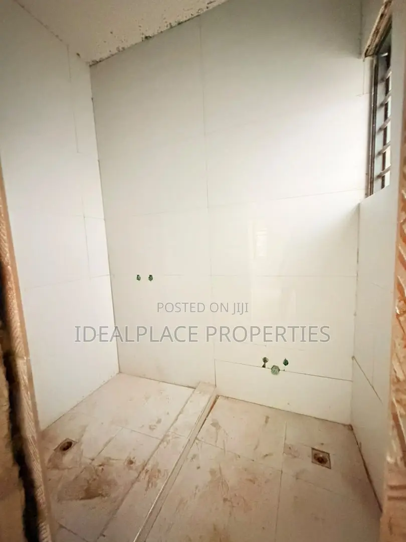 4bdrm Duplex in Ogba for sale
