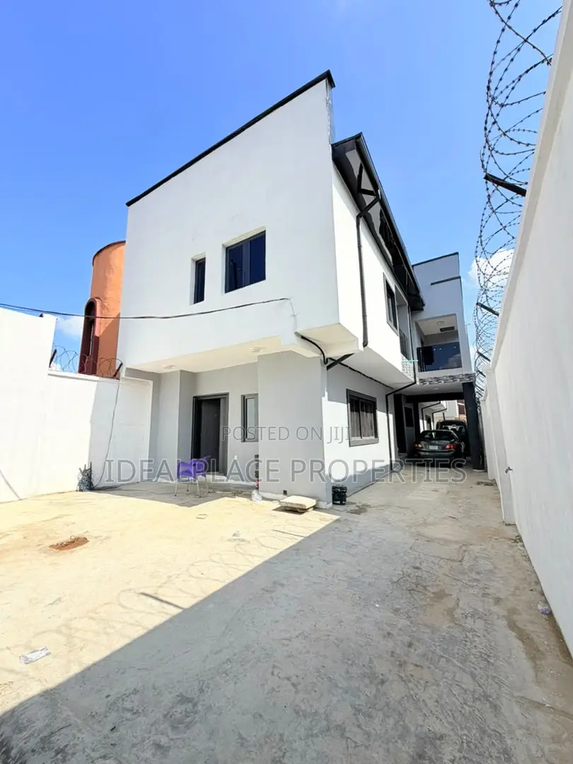 3bdrm Duplex in Ogba for sale
