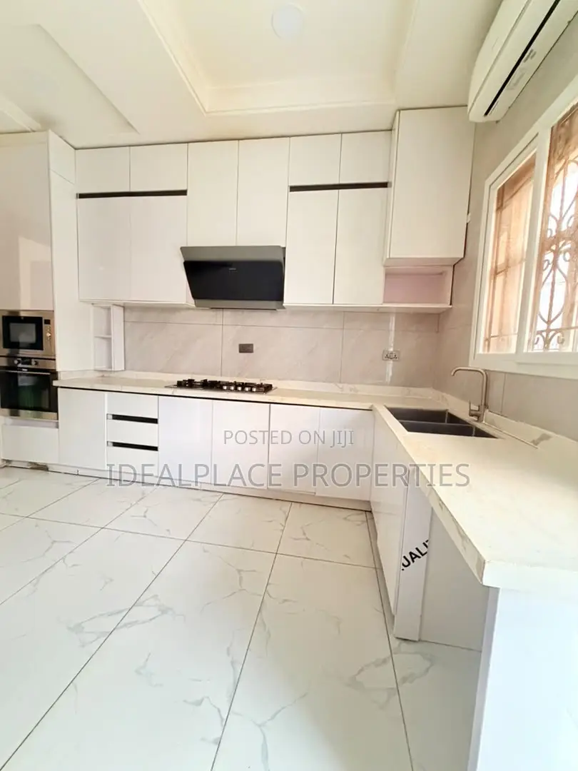 4bdrm Duplex in Ikeja GRA for sale