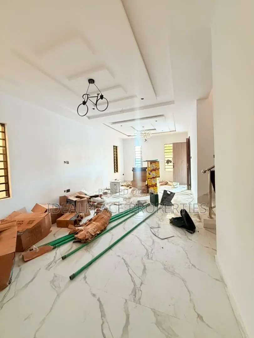 5bdrm Duplex in Omole Phase 2 for sale