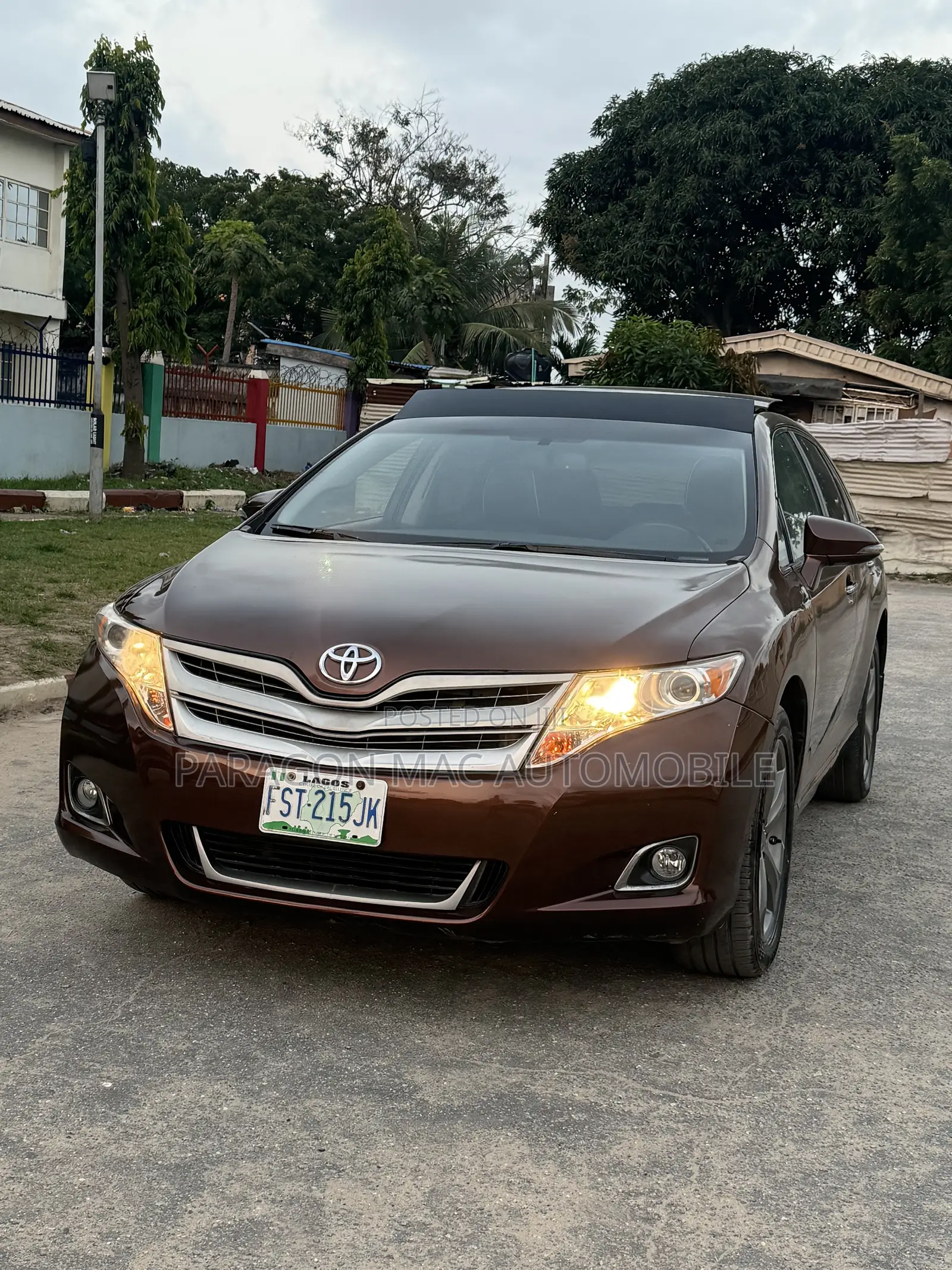 Toyota Venza XLE AWD V6 2013 Brown