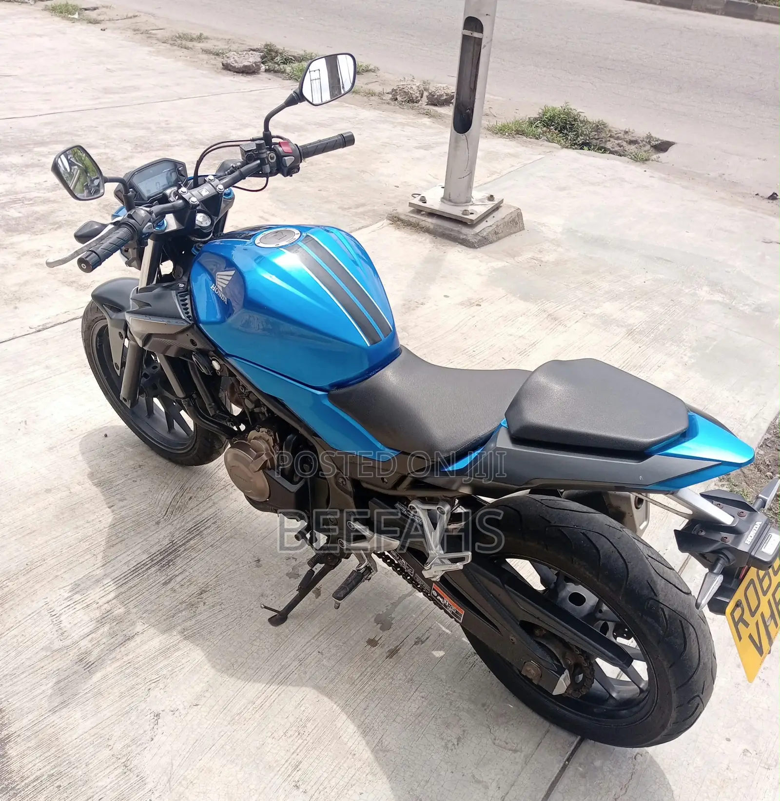 Honda CB 2022 Blue