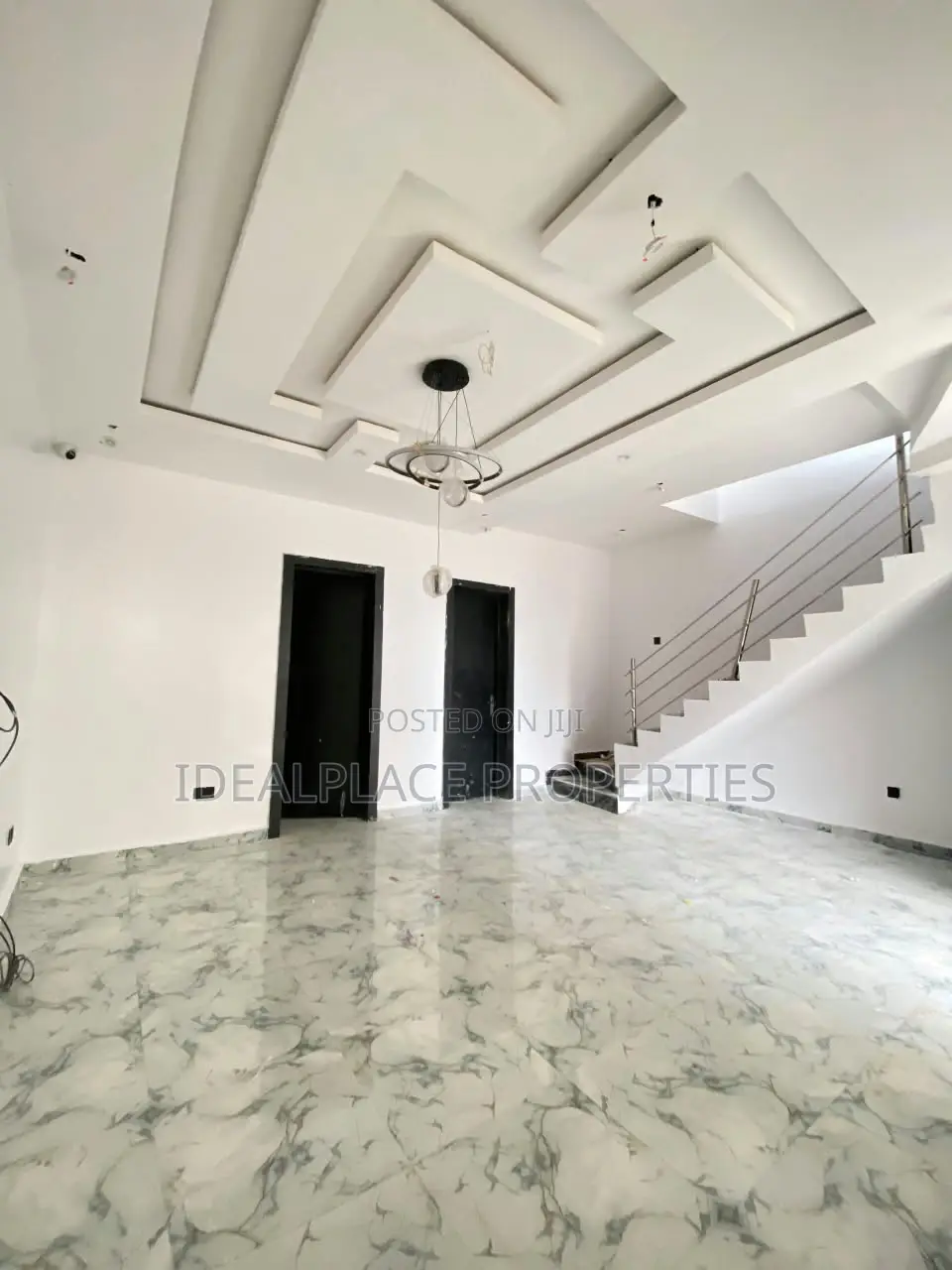 4bdrm Townhouse/Terrace in Sangotedo for sale
