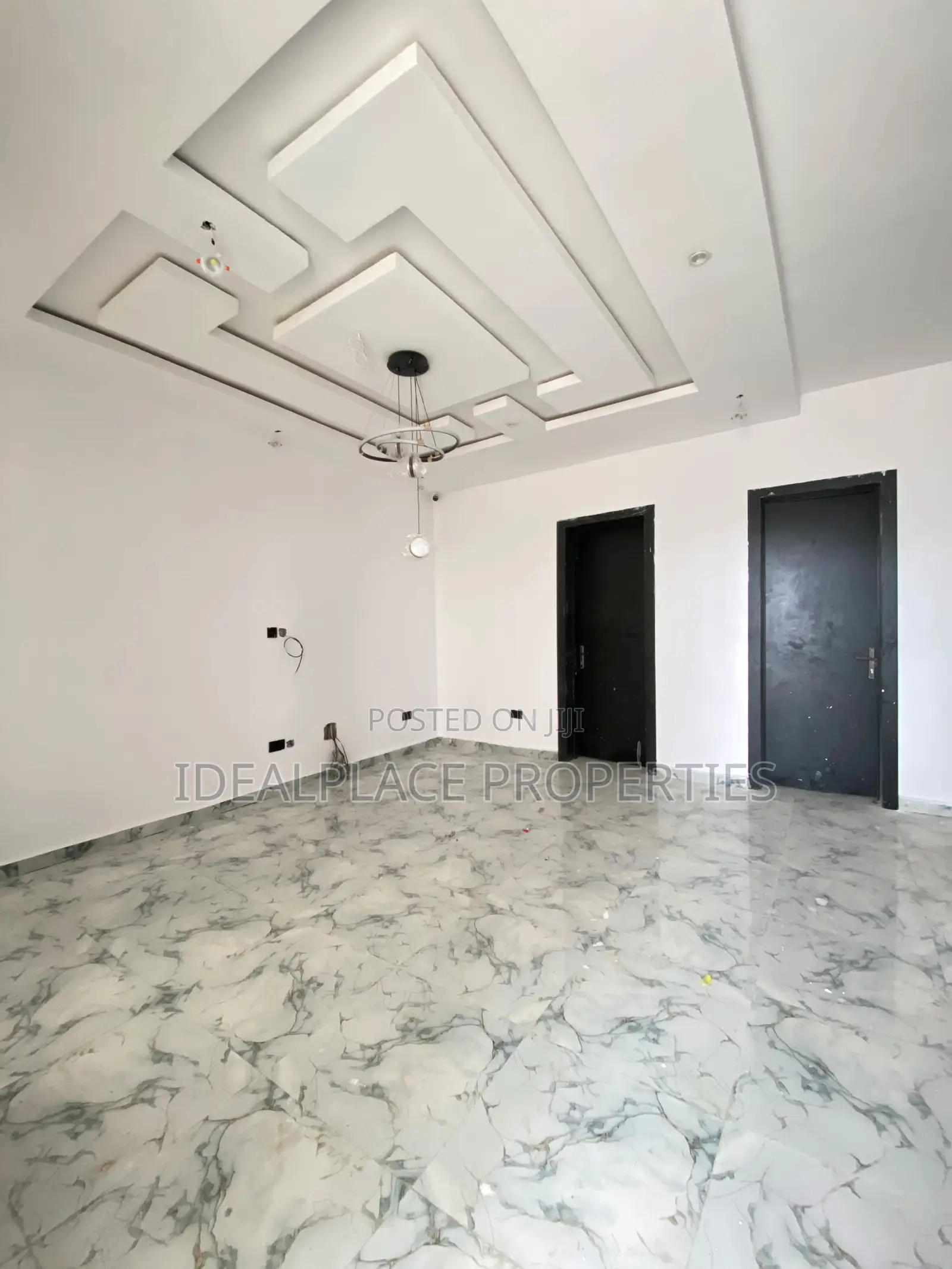 4bdrm Townhouse/Terrace in Sangotedo for sale
