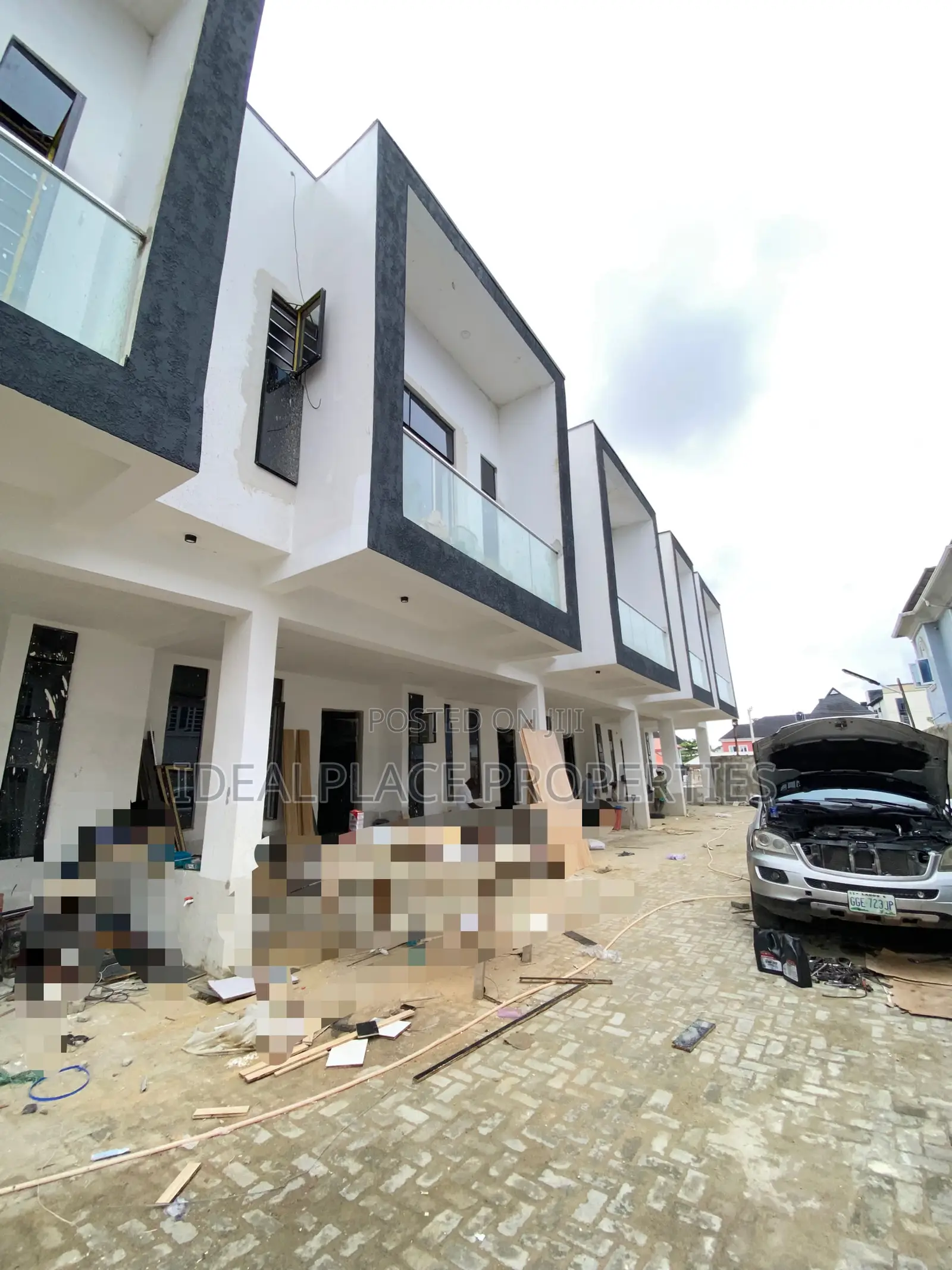 4bdrm Townhouse/Terrace in Sangotedo for sale