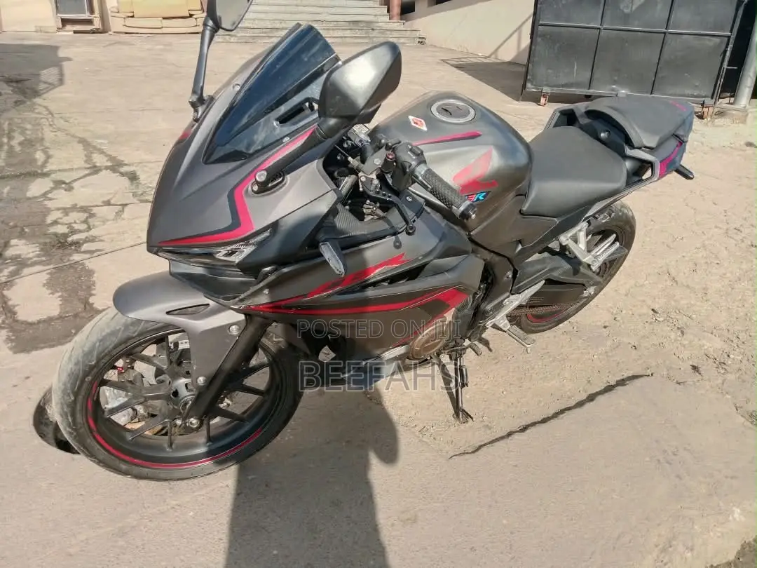 Honda CBR 2020 Gray