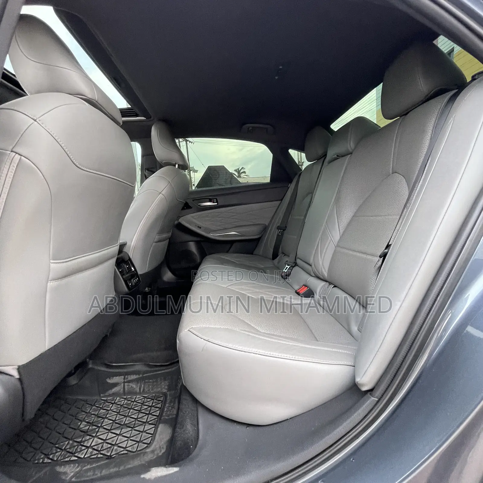 Toyota Avalon Limited FWD Sedan (3.5L V6 8A) 2019