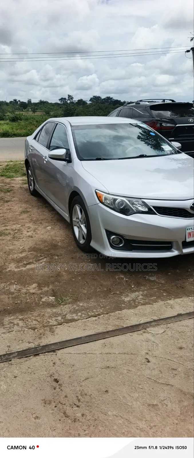 Toyota Camry SE 4dr Sedan (2.5L 4cyl 6A) 2013 Silver