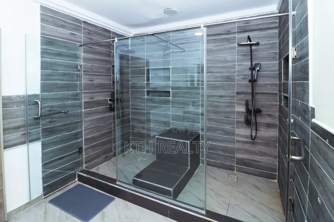 Furnished 3bdrm Apartment in Visland, Akin Adesola for rent