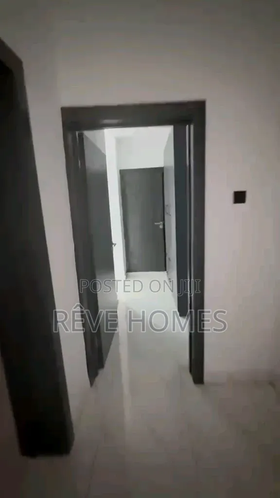3bdrm Block of Flats in Ifako-Gbagada for sale