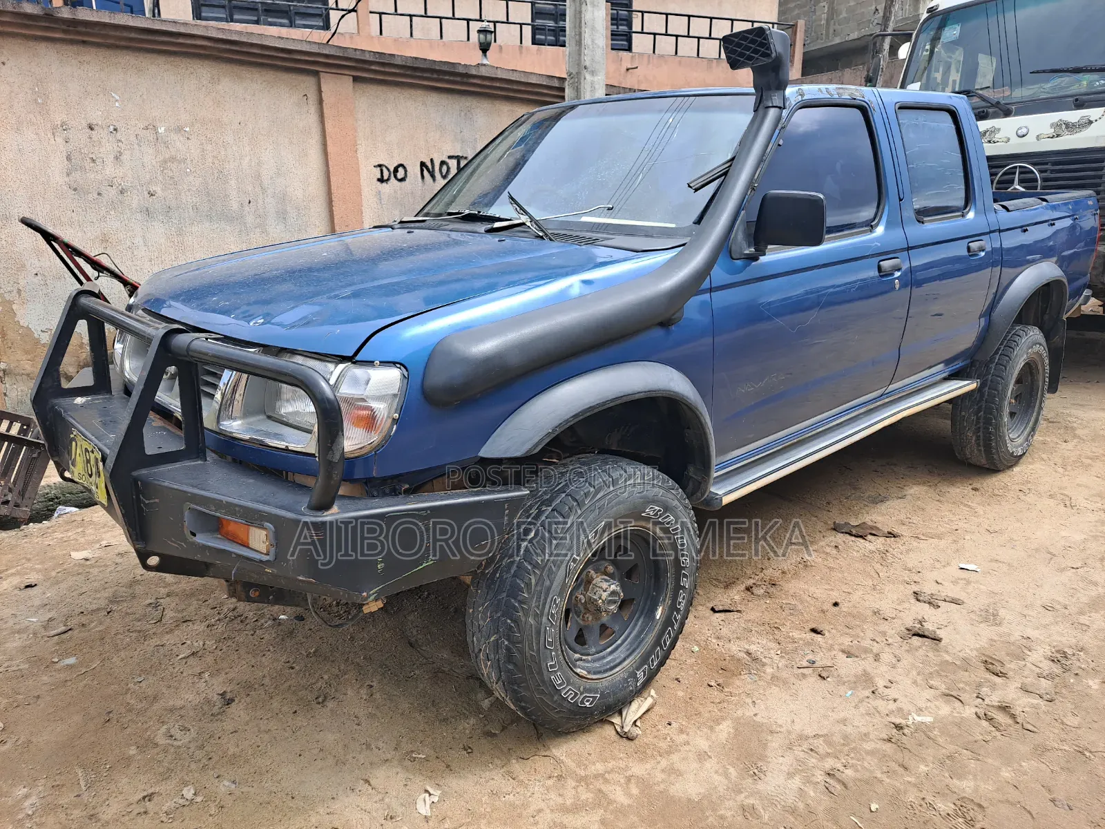 Nissan Navara 1999 Blue