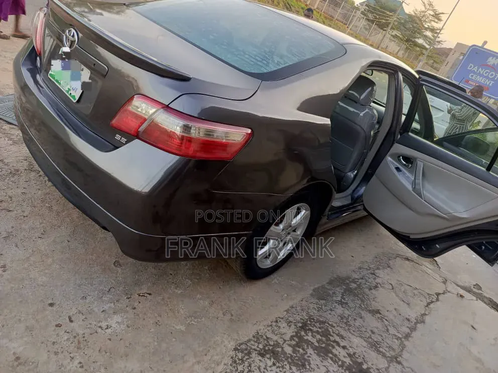 Toyota Camry 2009 Gray