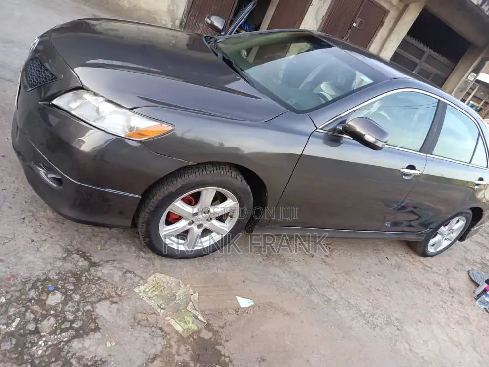 Toyota Camry 2009 Gray