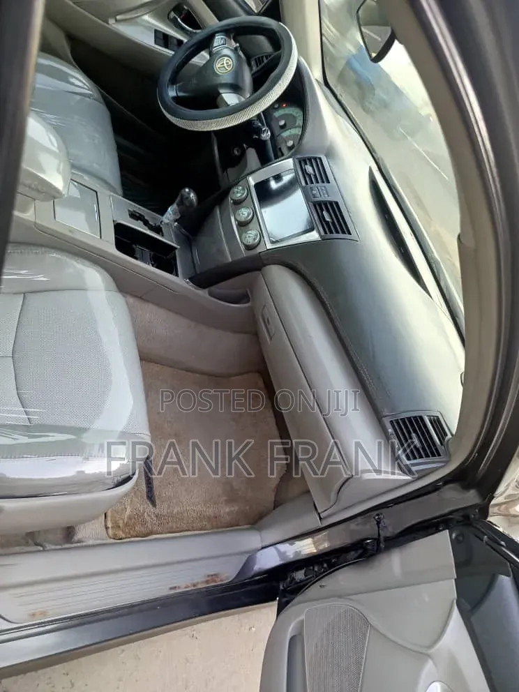 Toyota Camry 2009 Gray